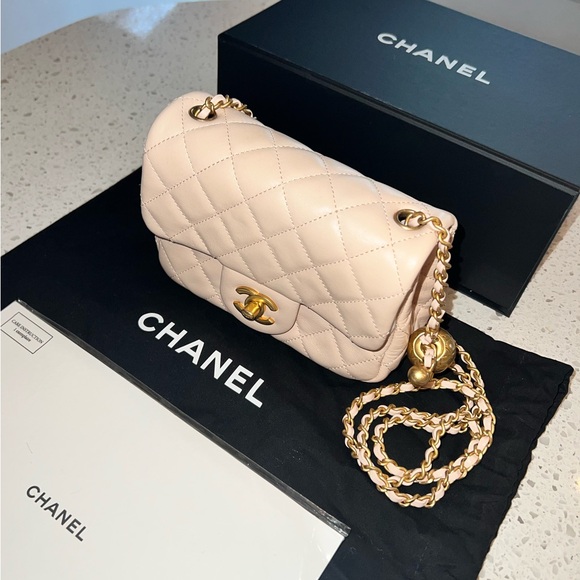 Chanel Light Pink/Cream Mini Flap Bag - Picture 3 of 9
